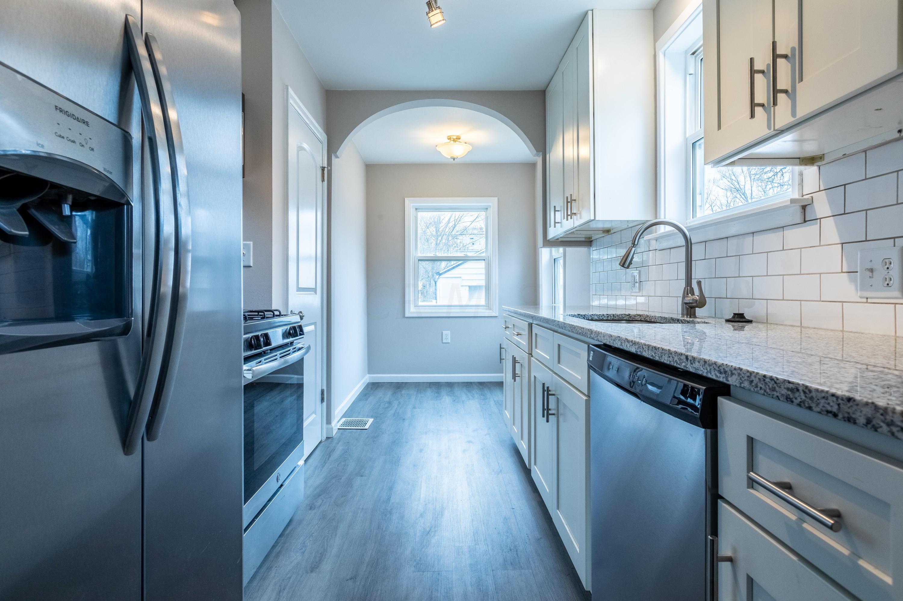 957 Kenwick Road Columbus, OH 43209 - Photo 8 of 35 Gallery Image 8