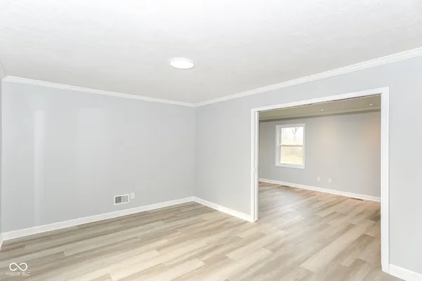 $389,900 | 6035 Buckskin Court, Indianapolis, IN 46250