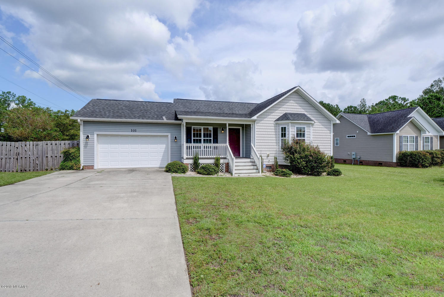 101 Sages Ridge Drive Holly Ridge, NC 28445 - Photo 3 of 24 101 Sages Ridge Dr Holly Ridge-large-003