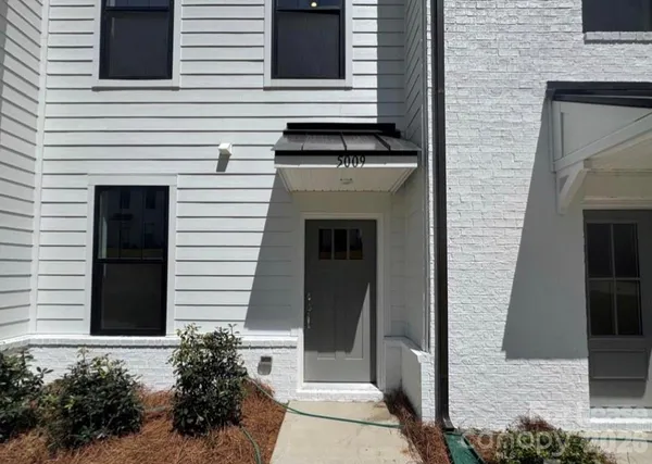 $2,850 | 5009 Layman Drive, Charlotte, NC 28270