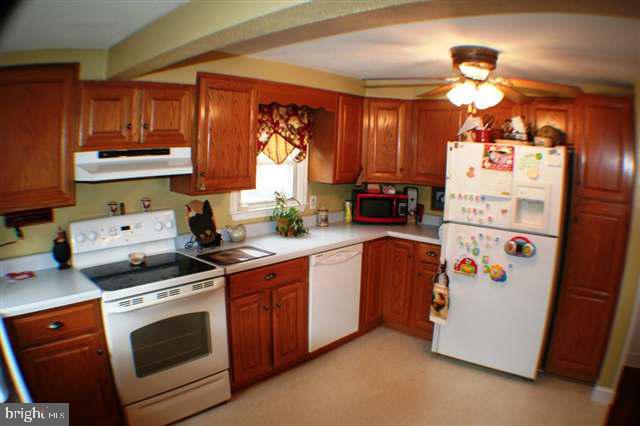 1044 Trindle Road Carlisle, PA 17013 - Photo 8 of 25 Gallery Image 8