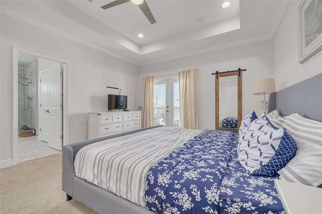 16306 1st Street East Redington Beach, FL 33708 - Photo 23 of 43