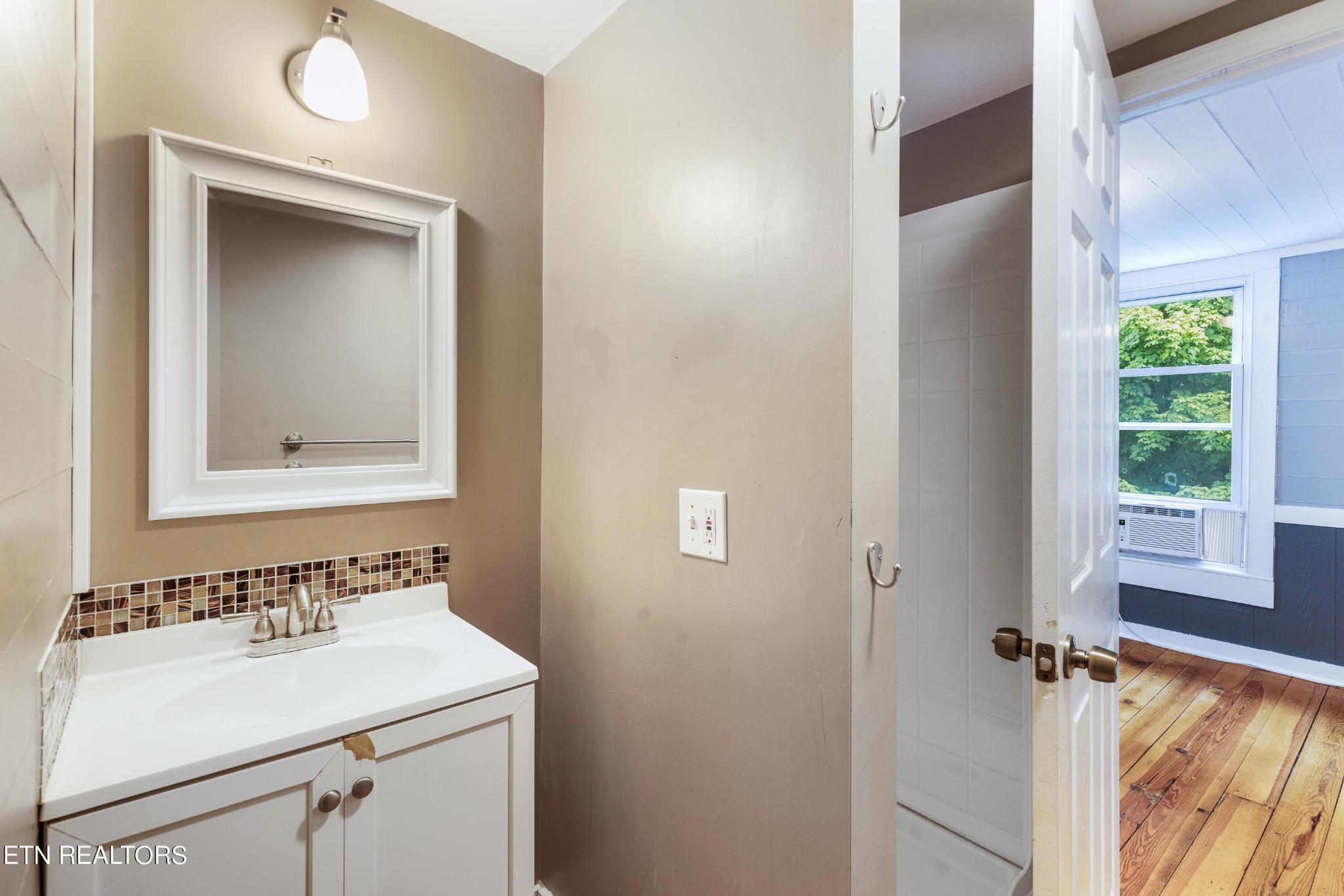 249 Piney Road Kodak, TN 37764 - Photo 18 of 32 Gallery Image 18