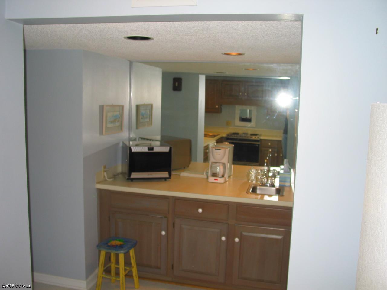 331 Salter Path Road, Unit 104 Pine Knoll Shores, NC 28512 - Photo 4 of 14 Wetbar