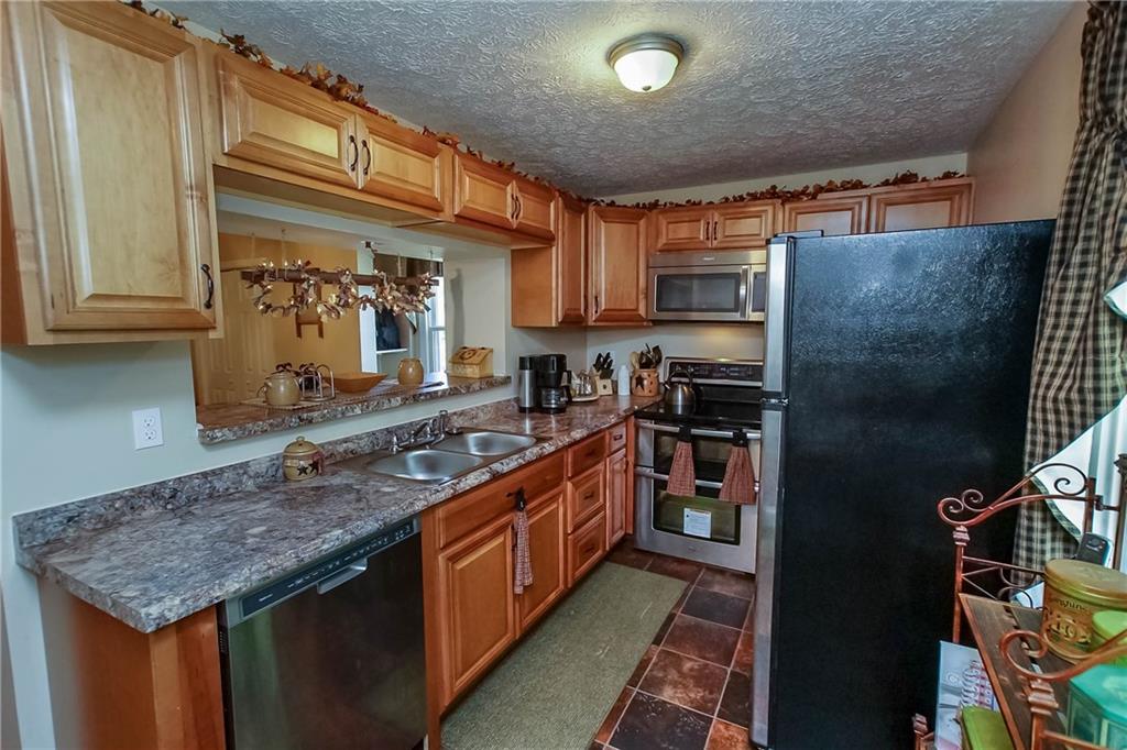 451 Mountain Road Uniontown, PA 15401 - Photo 8 of 25