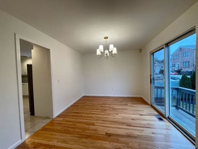 $5,500 | 196 Linwood Avenue, Unit 196, Newton, MA 02460