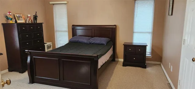 $3,500 | 809 Forest Hollow Drive, Hurst, TX 76053