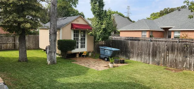 $3,500 | 809 Forest Hollow Drive, Hurst, TX 76053