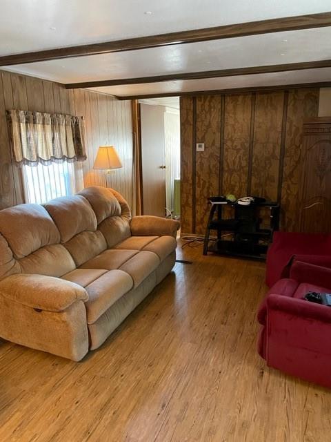 23 Reedsdale Drive Clairton, PA 15025 - Photo 7 of 17 a living room with furniture and a window