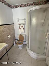 2324 Lake Minsi Drive Bangor, PA 18013 - Photo 17 of 20 a bathroom with a granite countertop sink and a mirror