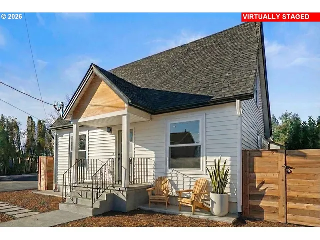 $539,900 | 6703 Southeast 69th Avenue, Unit A, Portland, OR 97206