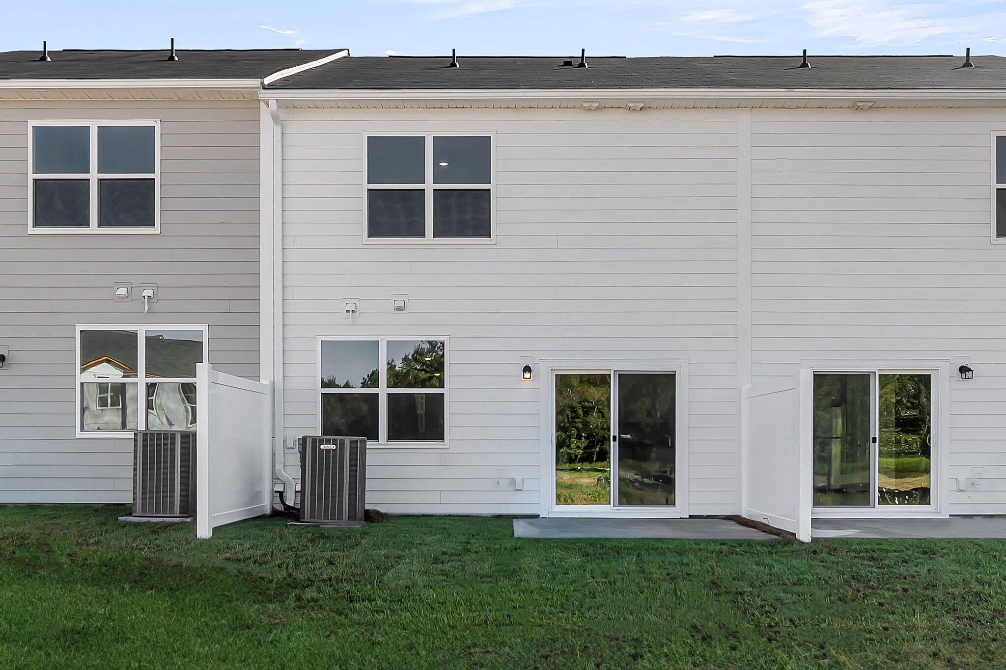 476 Colchester Court Moncks Corner, SC 29461 - Photo 3 of 28 PHOTO OF SIMILAR HOME