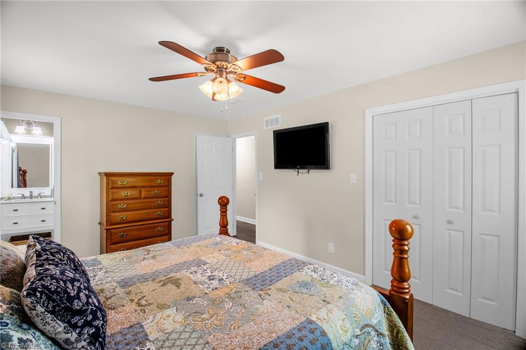 658 Drumheller Road Clemmons, NC 27012 - Photo 20 of 39 Gallery Image 20