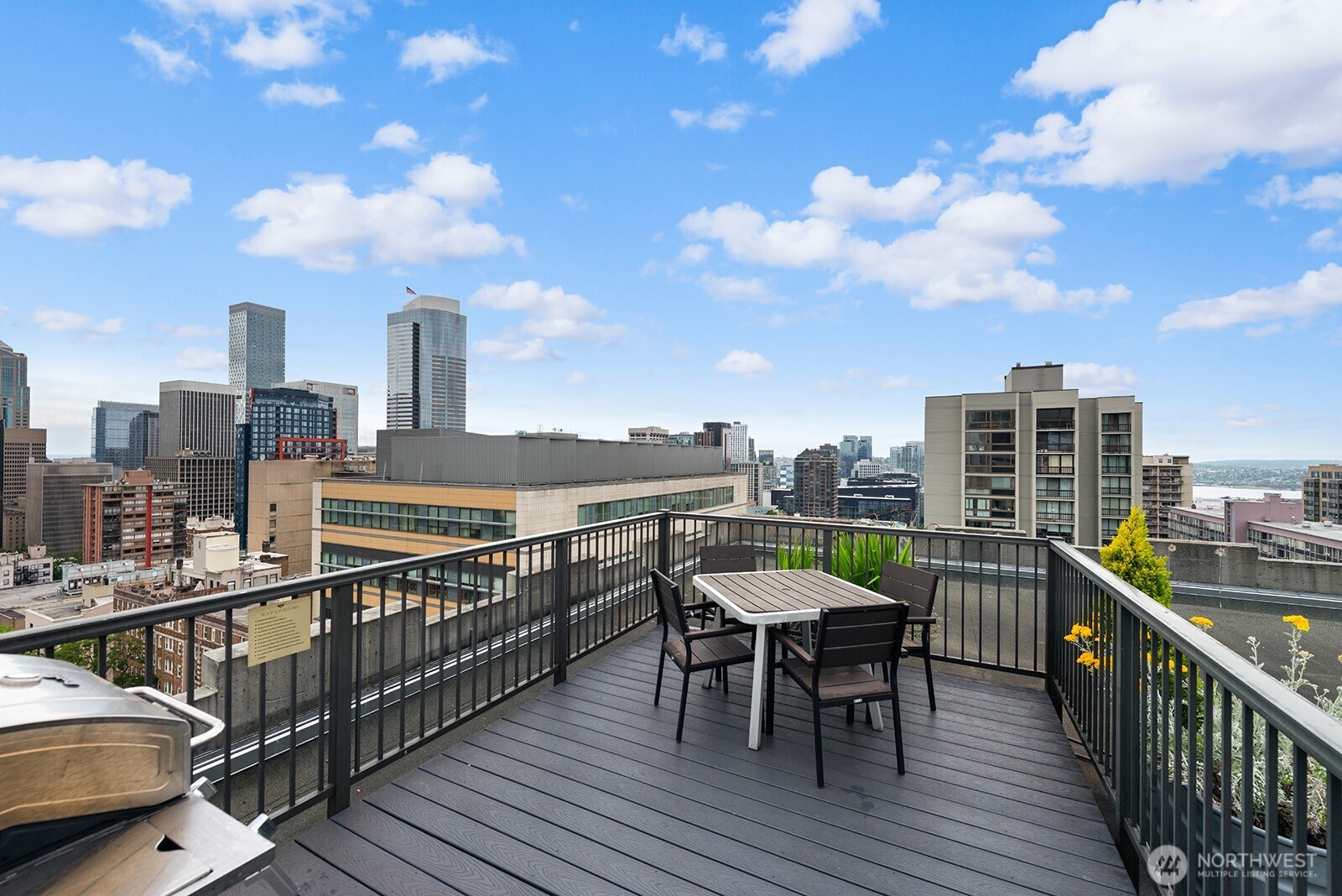 1105 Spring Street, Unit 407 Seattle, WA 98104 - Photo 21 of 28 Gallery Image 21
