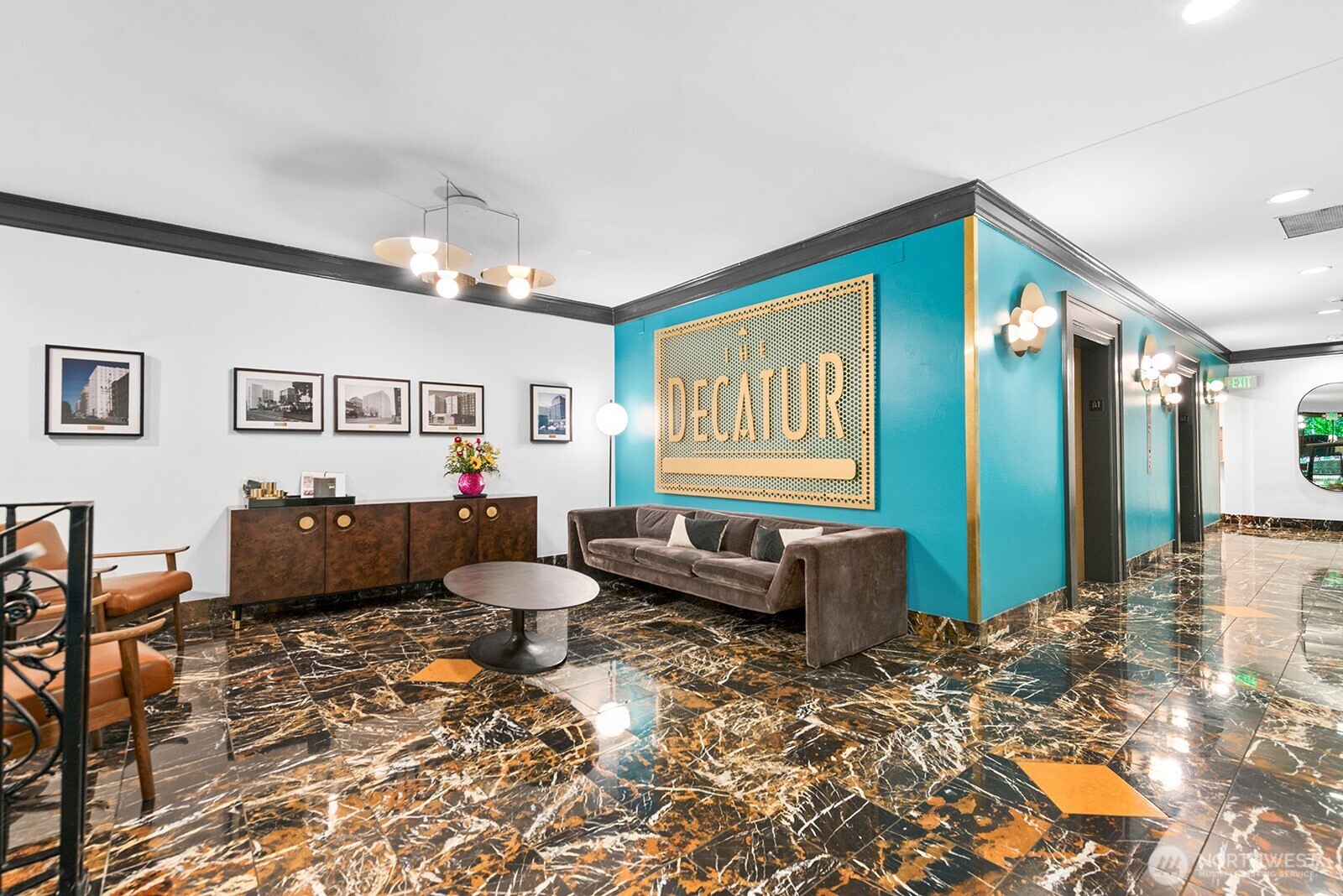 1105 Spring Street, Unit 407 Seattle, WA 98104 - Photo 3 of 28 Gallery Image 3