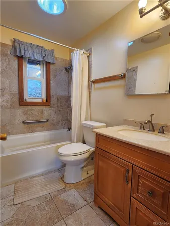 $600,000 | 305 Divide View Drive, Idaho Springs, CO 80452