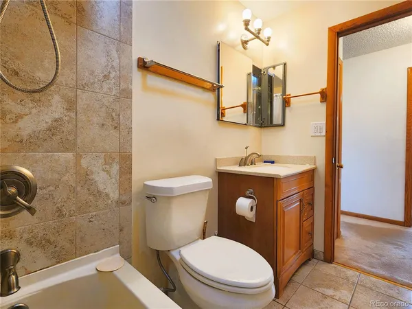 $600,000 | 305 Divide View Drive, Idaho Springs, CO 80452