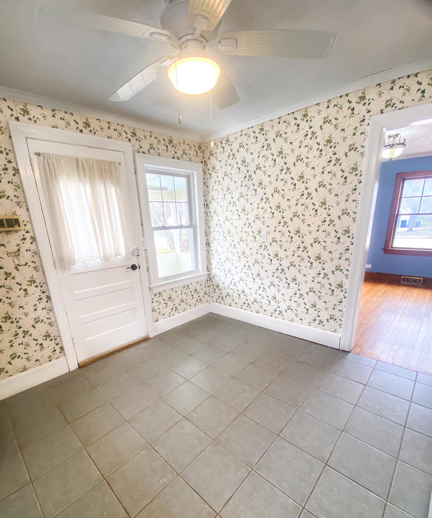 455 Blodget Street Manchester, NH 03104 - Photo 12 of 37