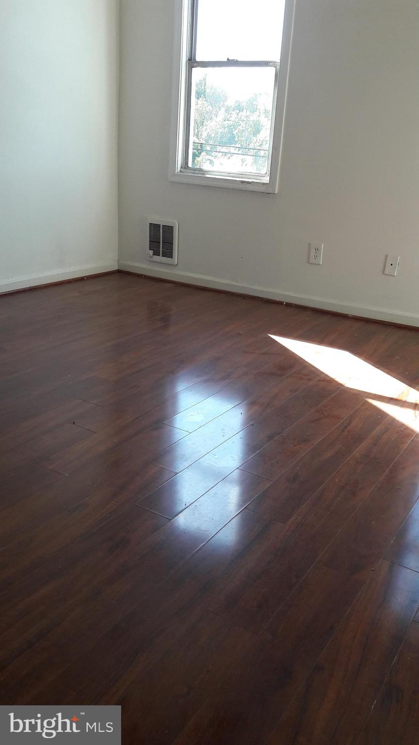 2103 Hollins Ferry Road Baltimore, MD 21230 - Photo 2 of 10 Gallery Image 2