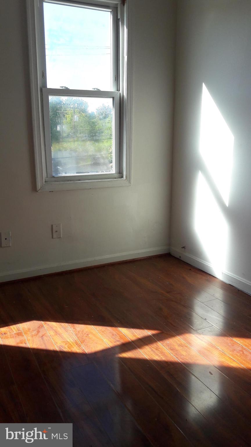 2103 Hollins Ferry Road Baltimore, MD 21230 - Photo 4 of 10 Gallery Image 4