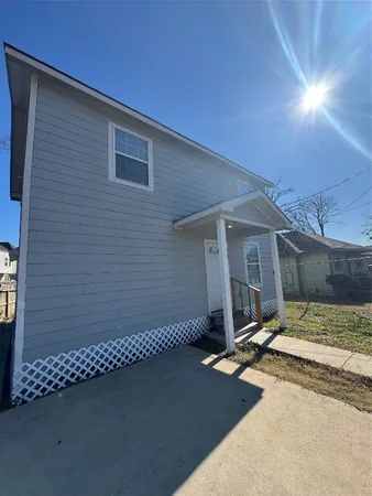 $1,685 | 8502 North Main Street, Houston, TX 77022