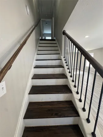 $1,685 | 8502 North Main Street, Houston, TX 77022