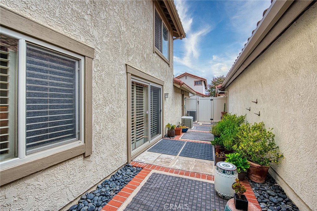55 Fabriano Irvine, CA 92620 - Photo 23 of 39