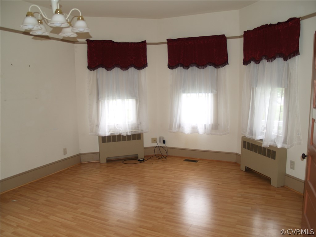 7988 Richmond Road Toano, VA 23168 - Photo 12 of 25 Bay front living room window.