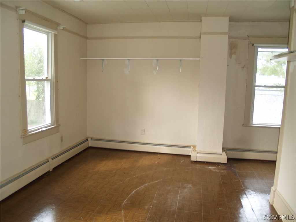 7988 Richmond Road Toano, VA 23168 - Photo 19 of 25 2nd level-entrance room/dressing room of primary b
