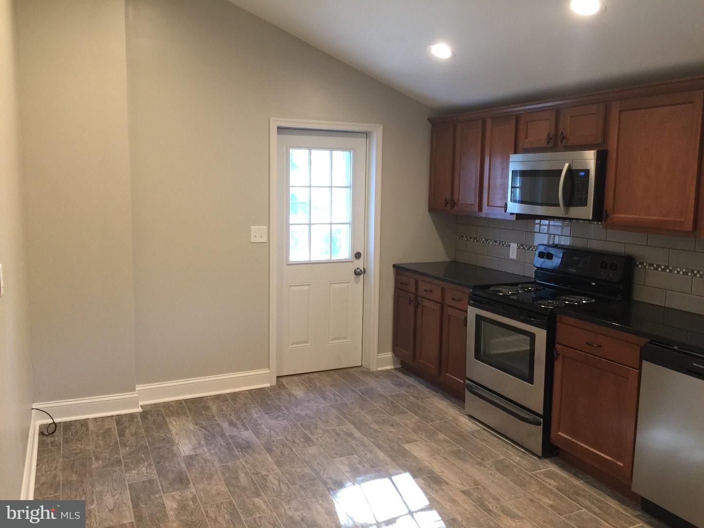 1023 Davisville Road Southampton, PA 18966 - Photo 9 of 25 Gallery Image 9