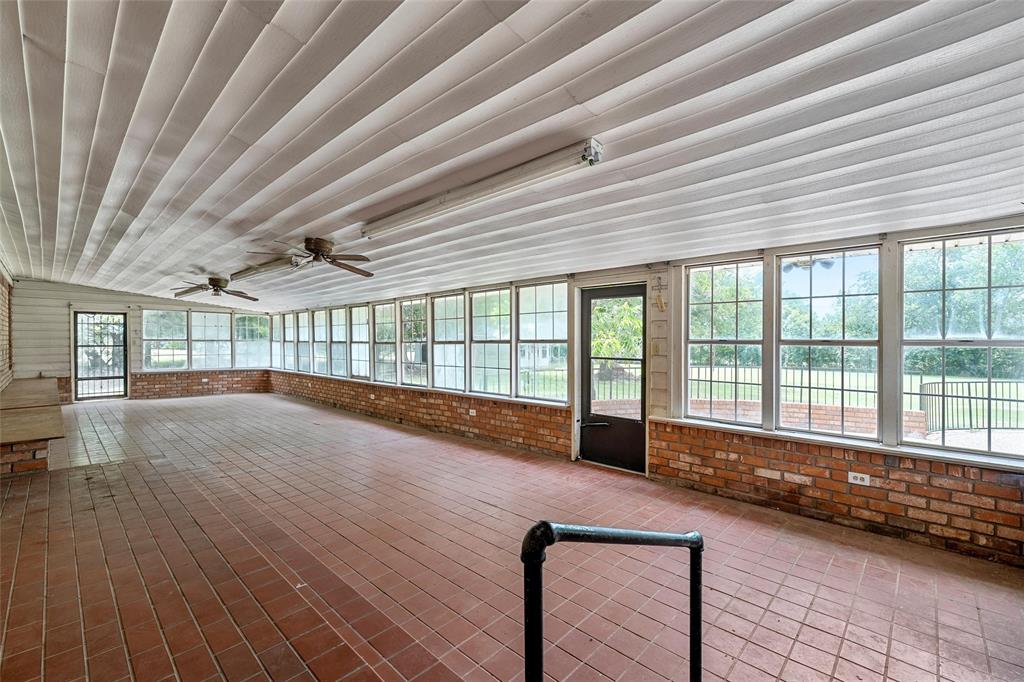7483 Gholson Road Waco, TX 76705 - Photo 24 of 34