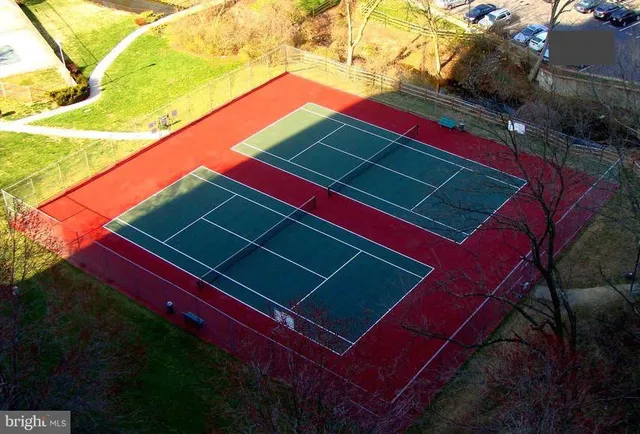 $289,900 | 10101 Grosvenor Place, Unit 914, Rockville, MD 20852