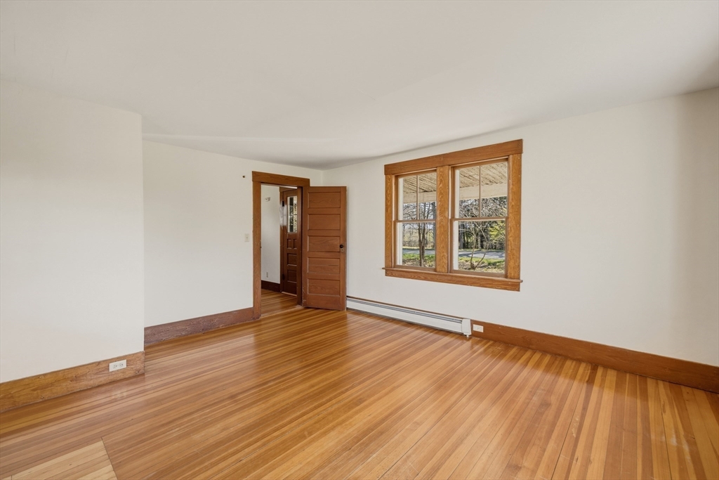 274 Sunderland Road Amherst, MA 01002 - Photo 14 of 42