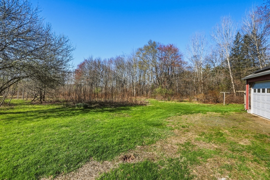 274 Sunderland Road Amherst, MA 01002 - Photo 33 of 42