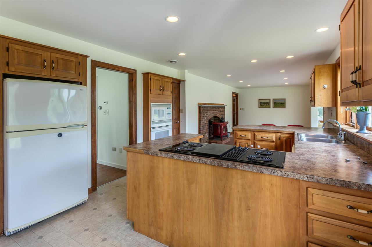142 3 Mile Road Hanover, NH 03750 - Photo 3 of 40 Gallery Image 3