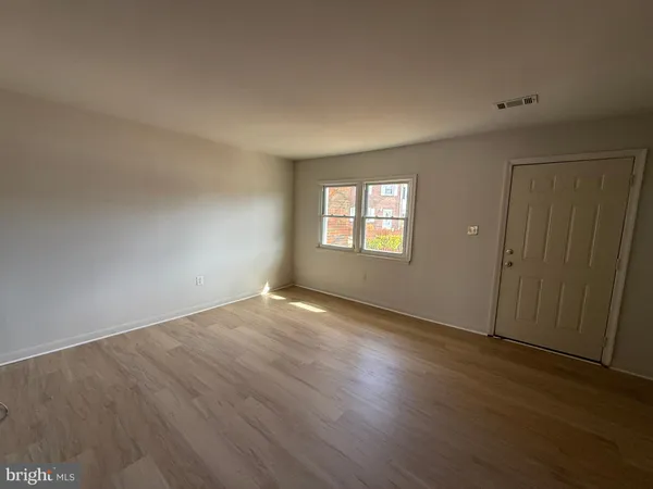 $2,045 | 3456 Beale Court, Woodbridge, VA 22193