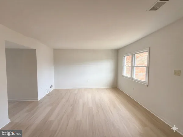 $1,995 | 3456 Beale Court, Woodbridge, VA 22193