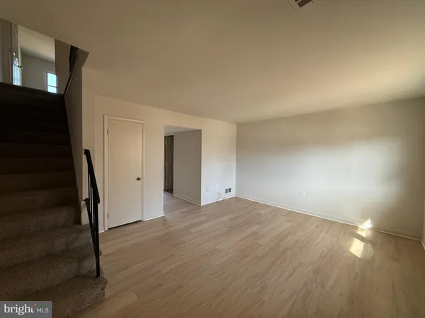 $2,045 | 3456 Beale Court, Woodbridge, VA 22193