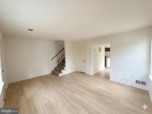 $1,995 | 3456 Beale Court, Woodbridge, VA 22193