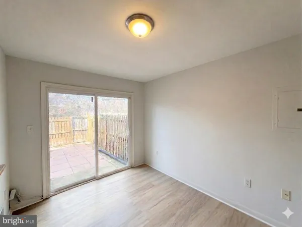 $1,995 | 3456 Beale Court, Woodbridge, VA 22193