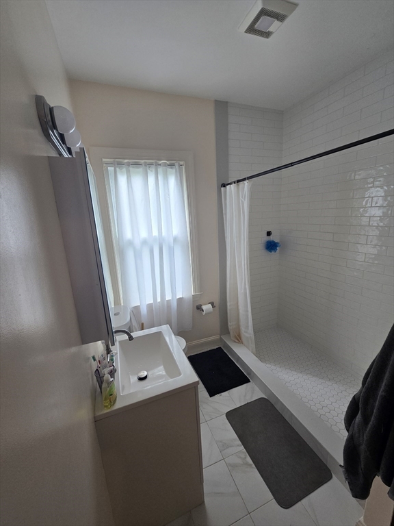 29 Mapleton Street, Unit 1 Boston, MA 02135 - Photo 3 of 11