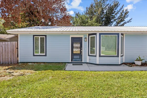 $2,800 | 2010 Southwest Burlington Street, Port St. Lucie, FL 34984