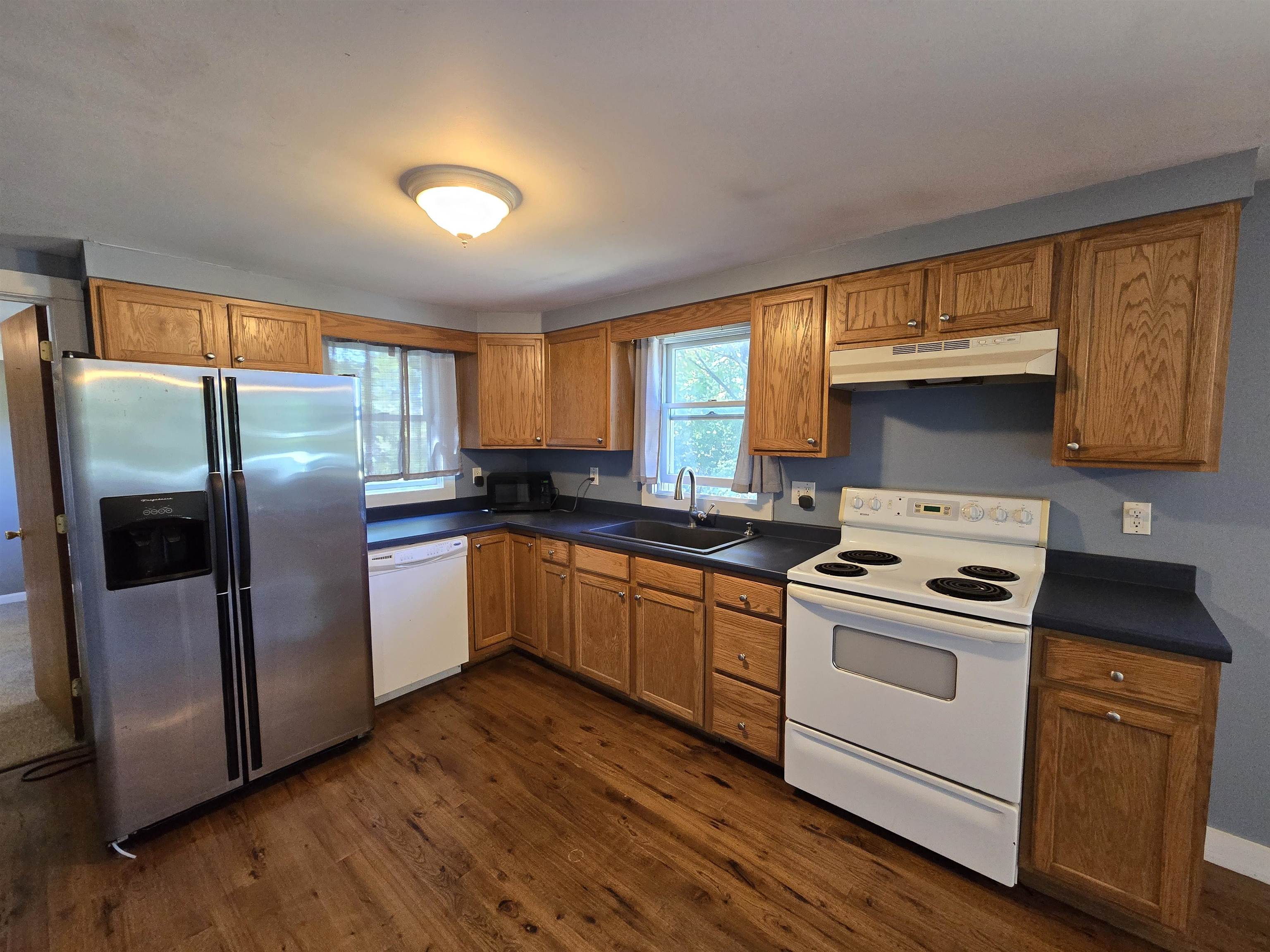 4120 Middle Road Clarendon, VT 05759 - Photo 4 of 14