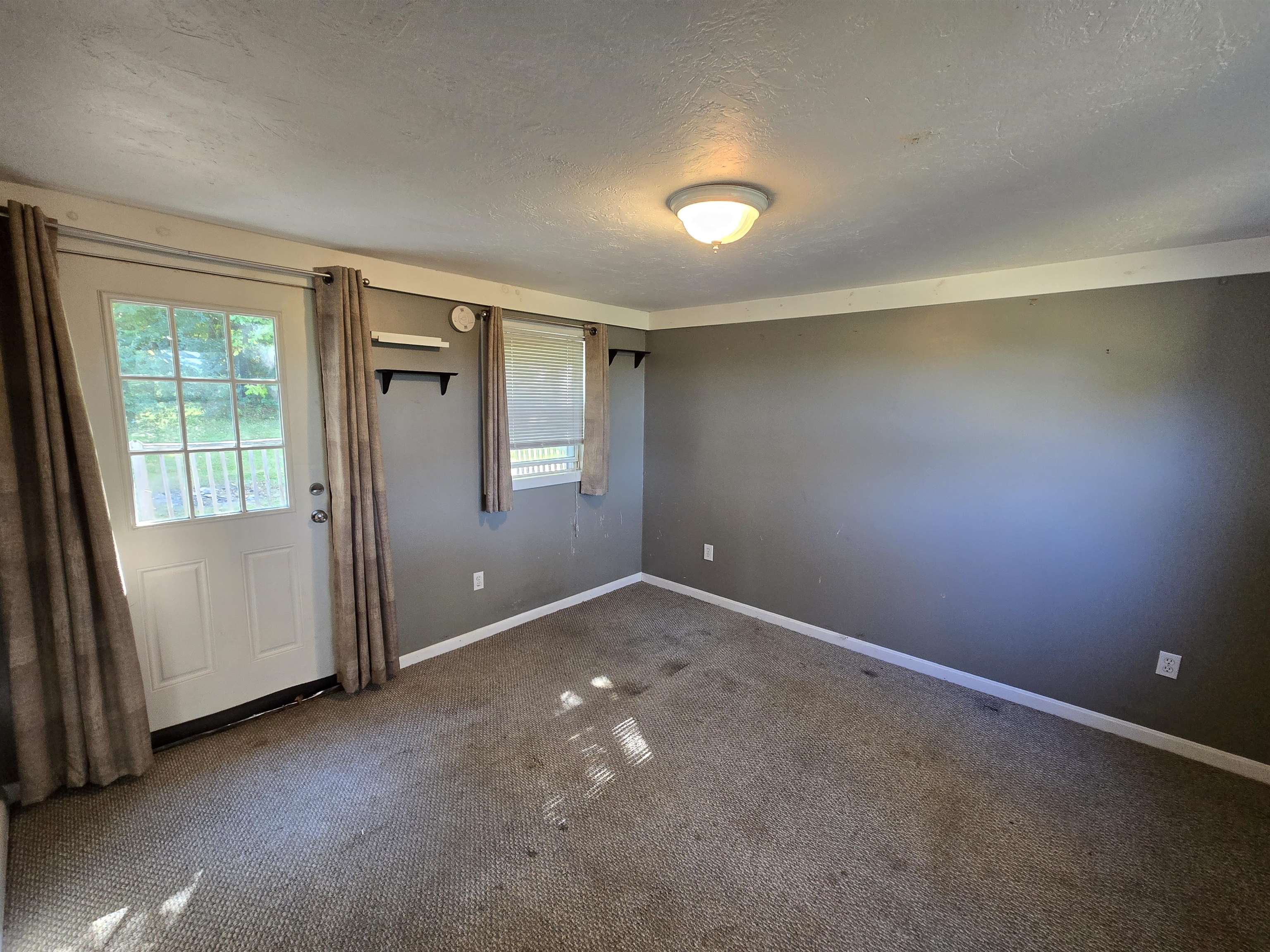 4120 Middle Road Clarendon, VT 05759 - Photo 8 of 14