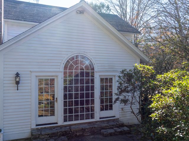 $825,000 | 131 Bill Hill Road, Lyme, CT 06371