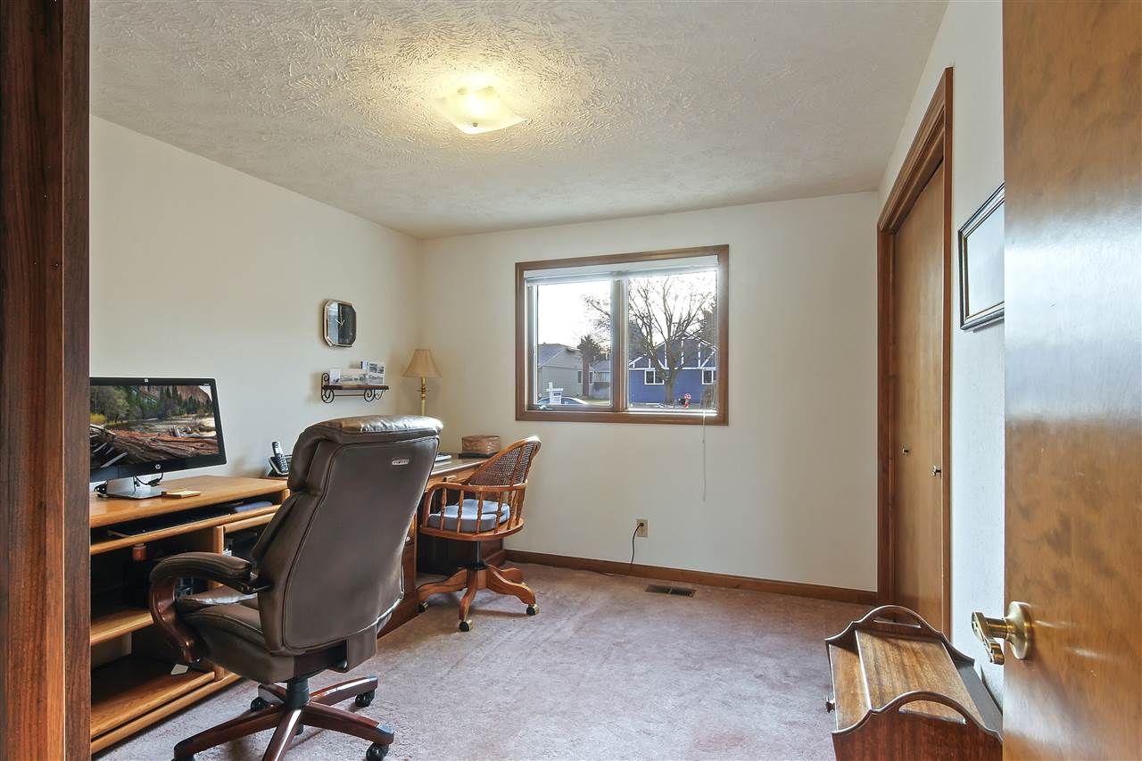 6014 West Crowchief Court Spokane, WA 99208 - Photo 14 of 20 Gallery Image 14