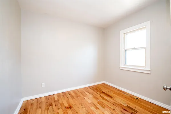 $100,000 | 821 East Wilson Avenue, Peoria Heights, IL 61616