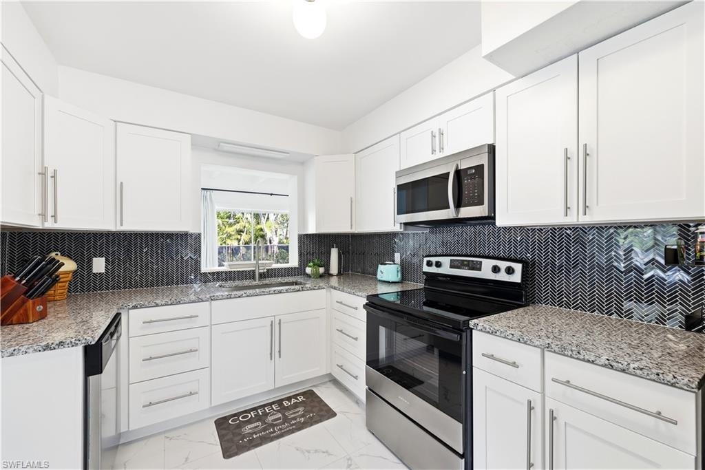 1147 Shady Rest Lane Naples, FL 34103 - Photo 2 of 50