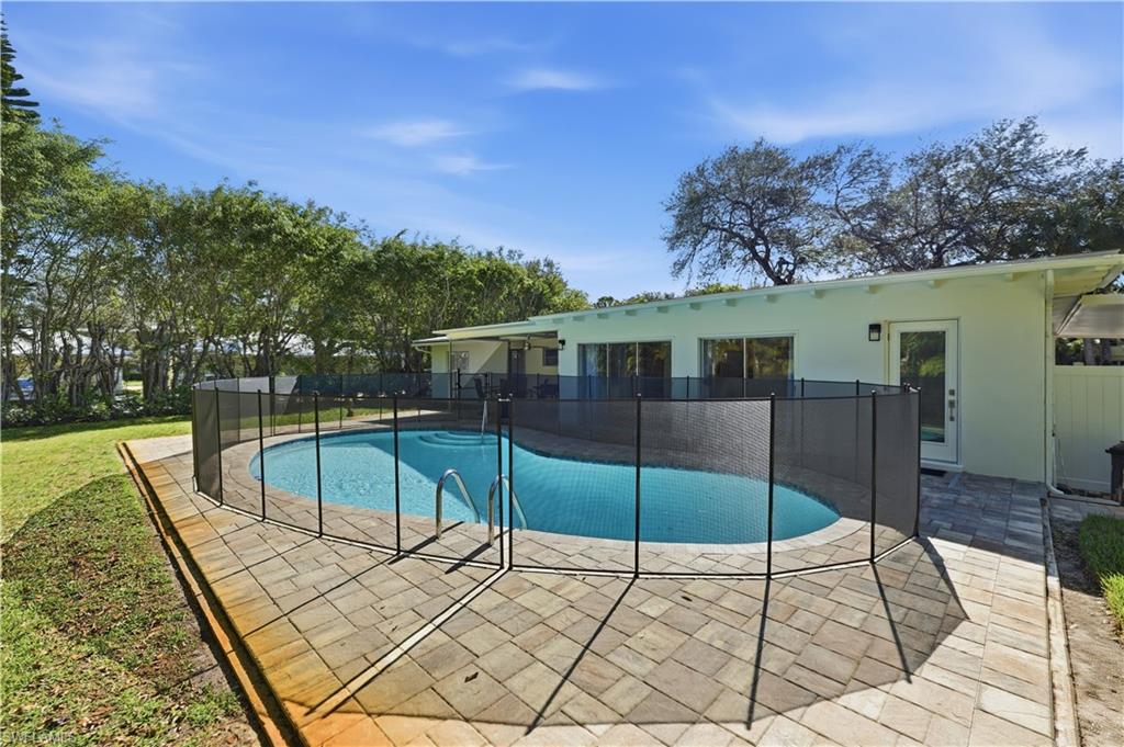 1147 Shady Rest Lane Naples, FL 34103 - Photo 38 of 50