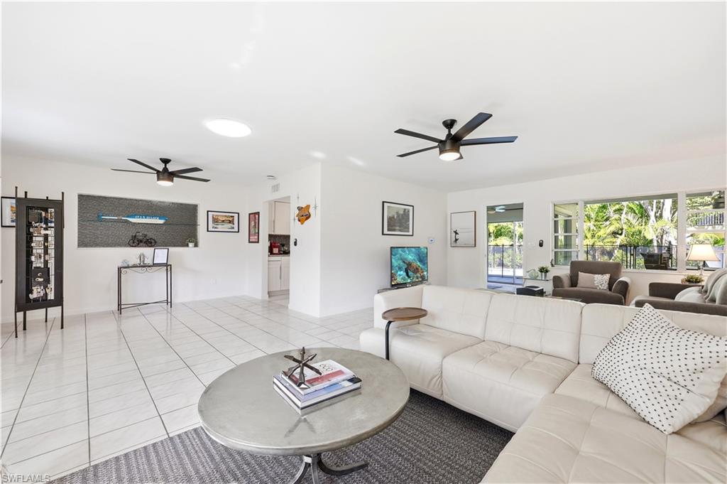 1147 Shady Rest Lane Naples, FL 34103 - Photo 7 of 50